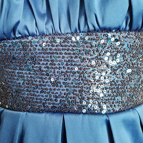 👗Beautiful Blue Sequin Dress💙 - Picture 2 of 4